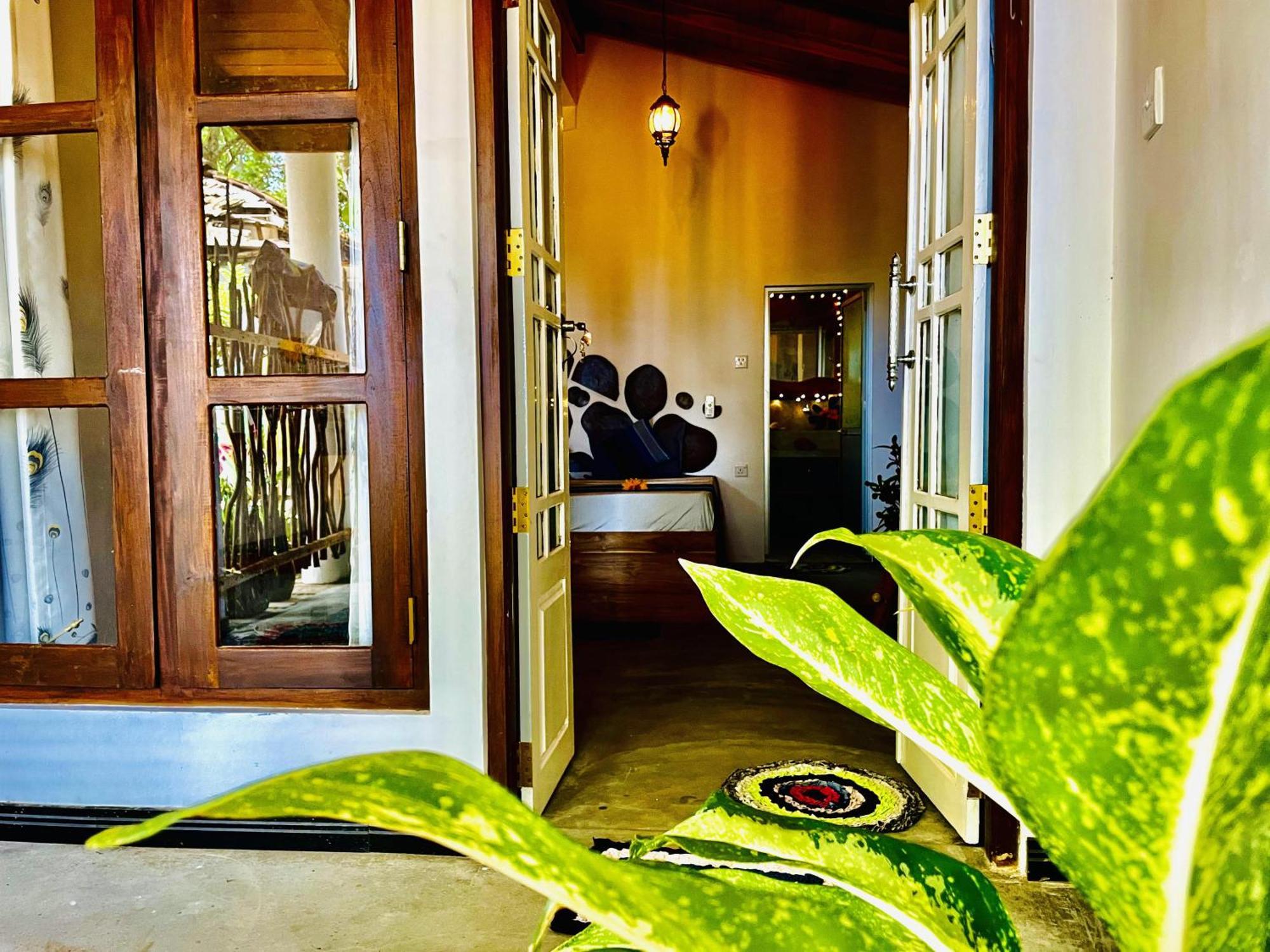 Hotel Secret Swell Tangalle Esterno foto